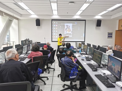 蘇州市吳中區圖書館“愛老扶老玩轉電腦和手機”老年讀者公益培訓活動(第15期)成功舉辦