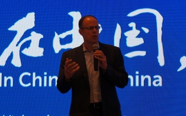 邁克爾.戴爾這次來華帶來了什么?-電腦商情在線-渠道門戶商家社區